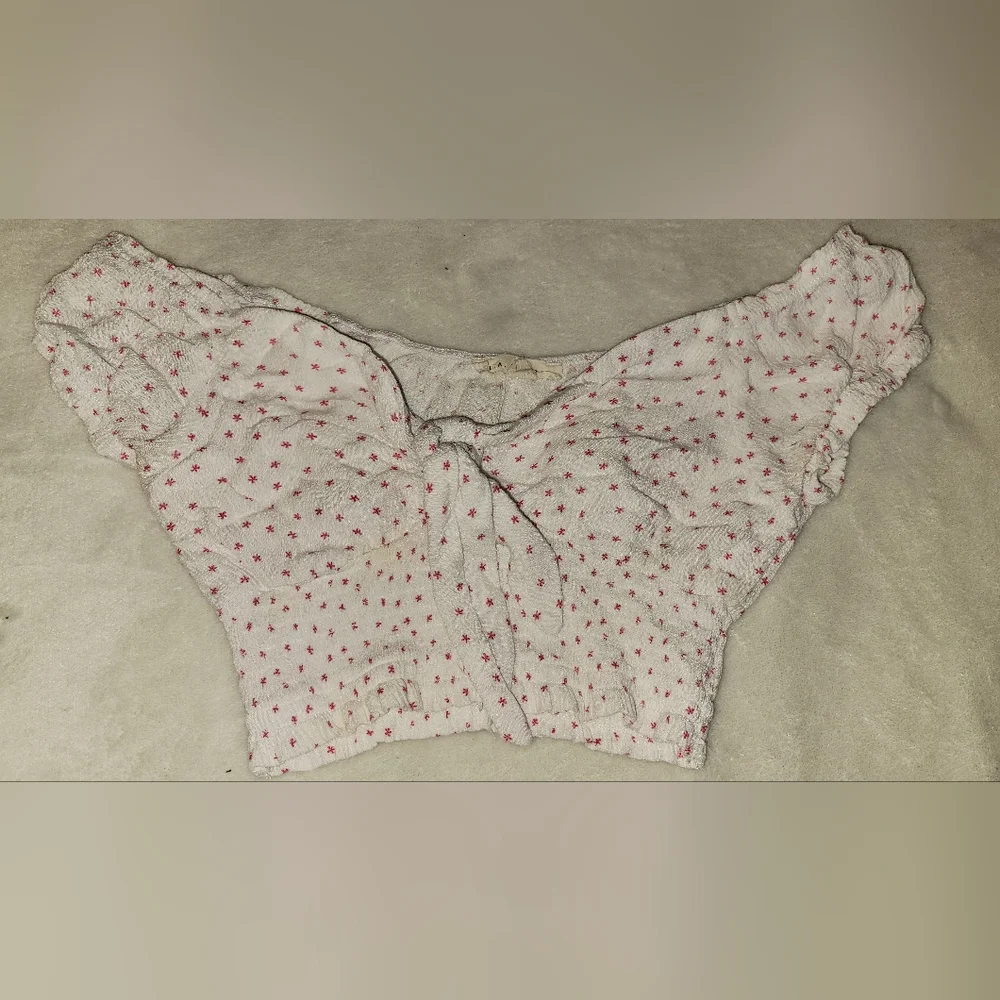 White Crop Top With Pink Stars Print XS - Picture 1 of 3